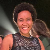 Tainara Santos 